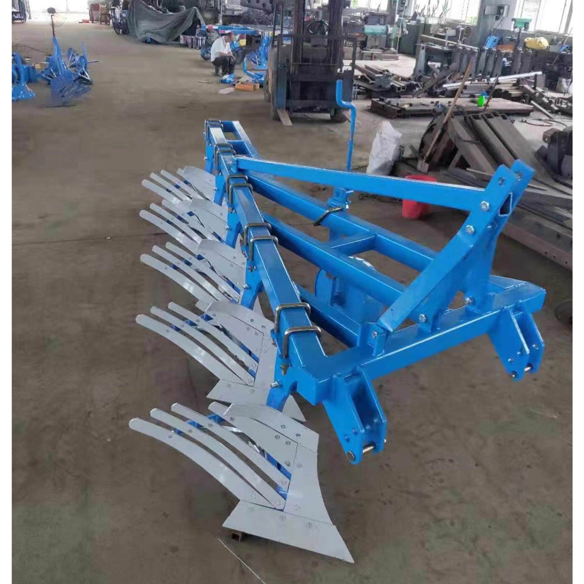 液压耕地铧犁 拖拉机后悬挂铧式犁 535翻转铧犁  4铧犁