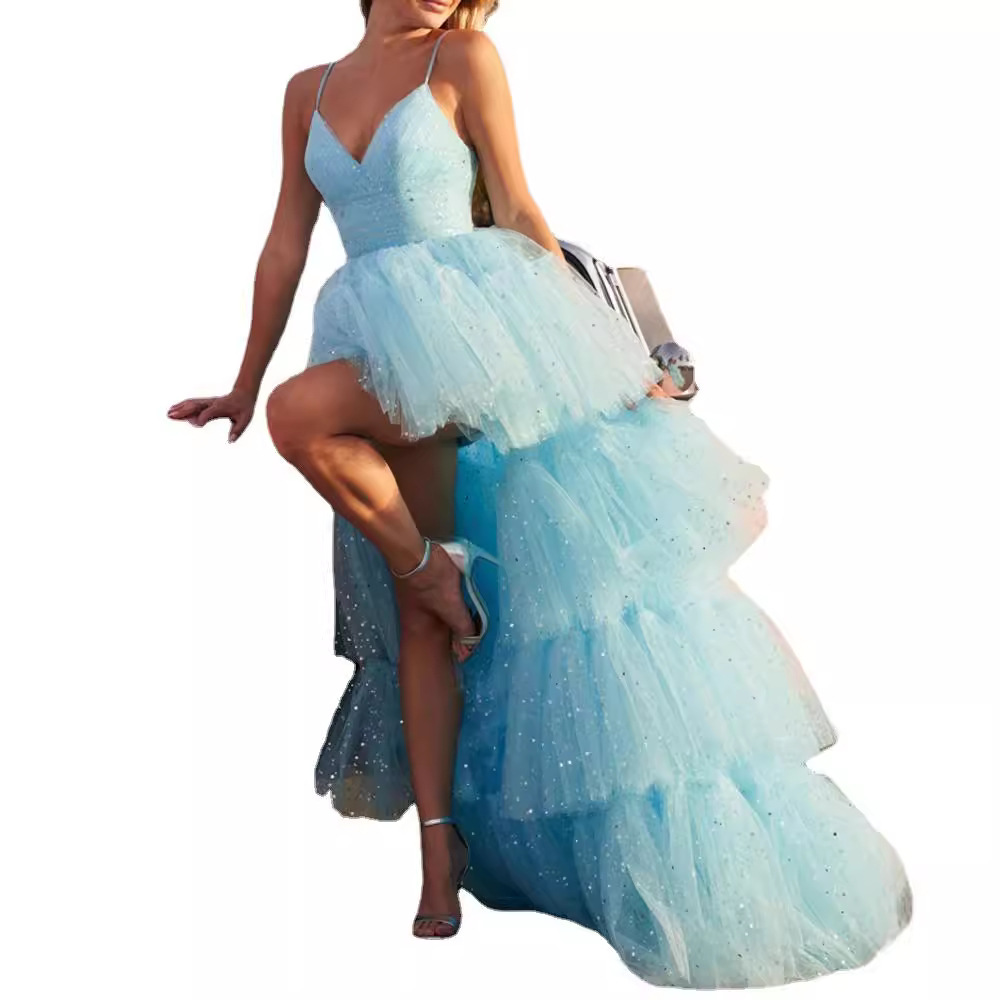 Vestido de novia sexy con tirantes finos, estilo europeo y americano, vestido de dama de honor azul con cola larga y cintura alta.