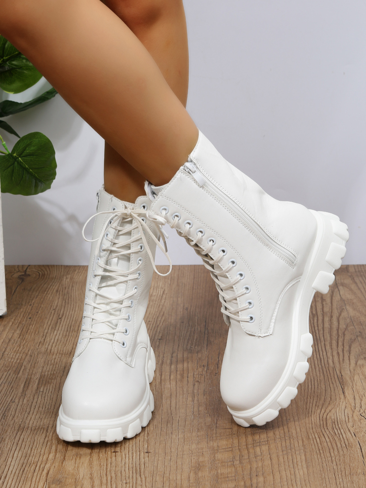Large size spring and autumn new boots women round thick sole fashion boots British wind motorcycle boots women_voghion.com