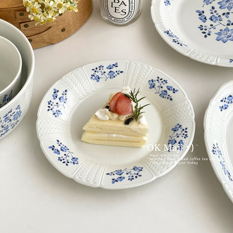 中国のレトロな朝食プレート、絶妙で美しいデザートプレート、軽くて豪華でハイエンドのレリーフアフタヌーンティースナックプレート|undefined