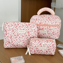 跨境灯芯绒蜜粉玫瑰化妆包高颜值甜美小清新碎花外出便携式收纳包