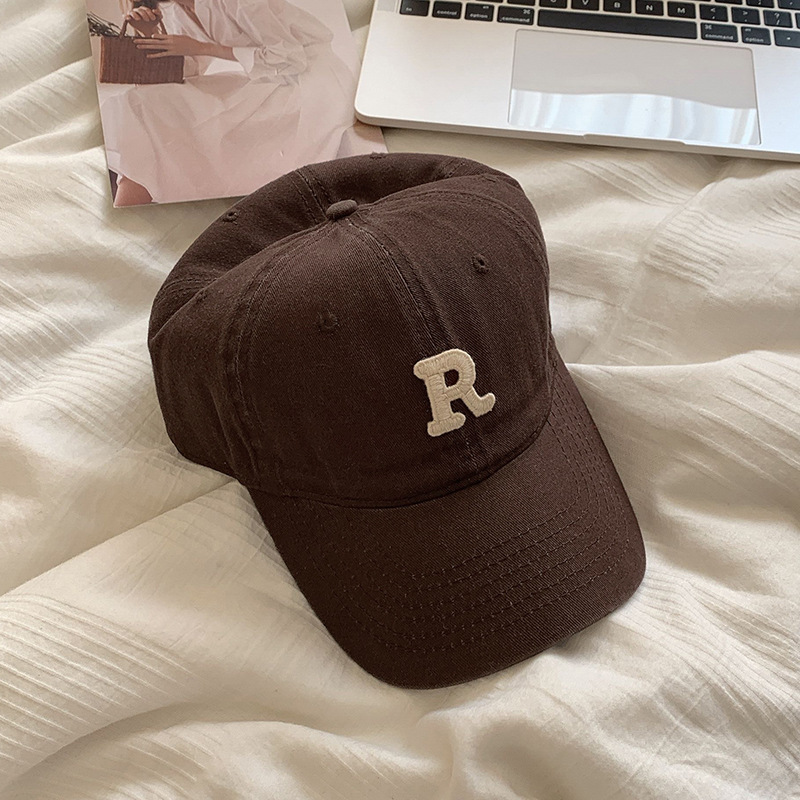 Gorra de béisbol estilo coreano circunferencia de la cabeza grande cara-mirando pequeño sombrero hombres y mujeres pareja moda todo partido letra R gorra al por mayor
