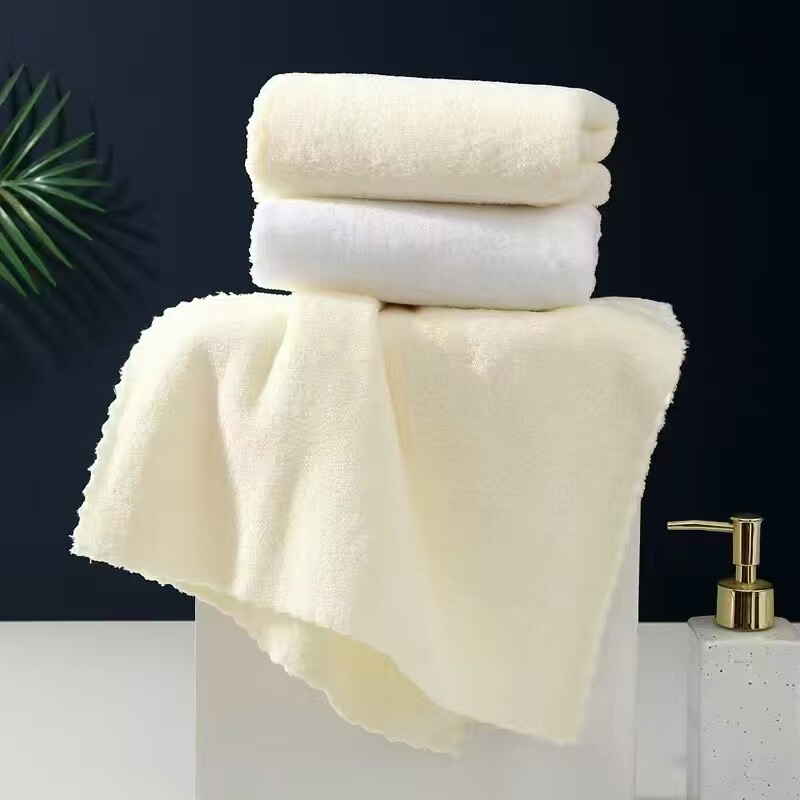 Manufacturer Wholesale Coral Velvet Milky Yellow Milky White Towel Hot Spring Bathing Hotel Steam Sauna Absorbs Water and Does Not Shed Hair Gaoyang