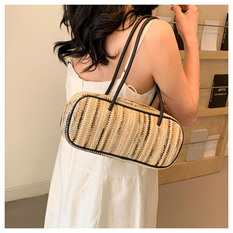 Women's Medium Straw Rainbow Vacation Classic Style Weave Oval Zipper Straw Bag display picture 14