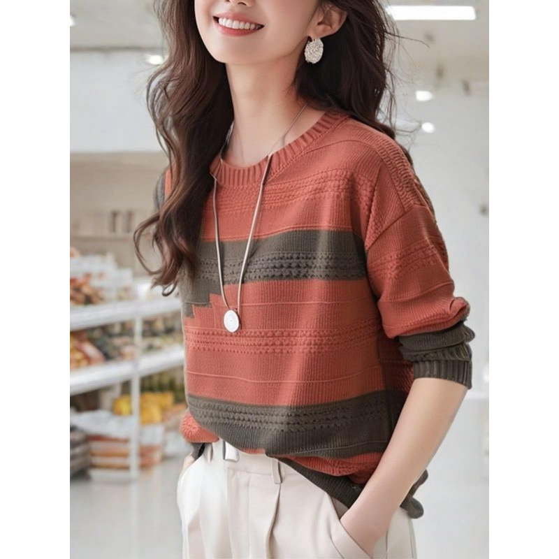Camiseta de punto de fondo de color de contraste, suéter de moda de lana suelta, primavera y otoño de 2025, nuevo estilo