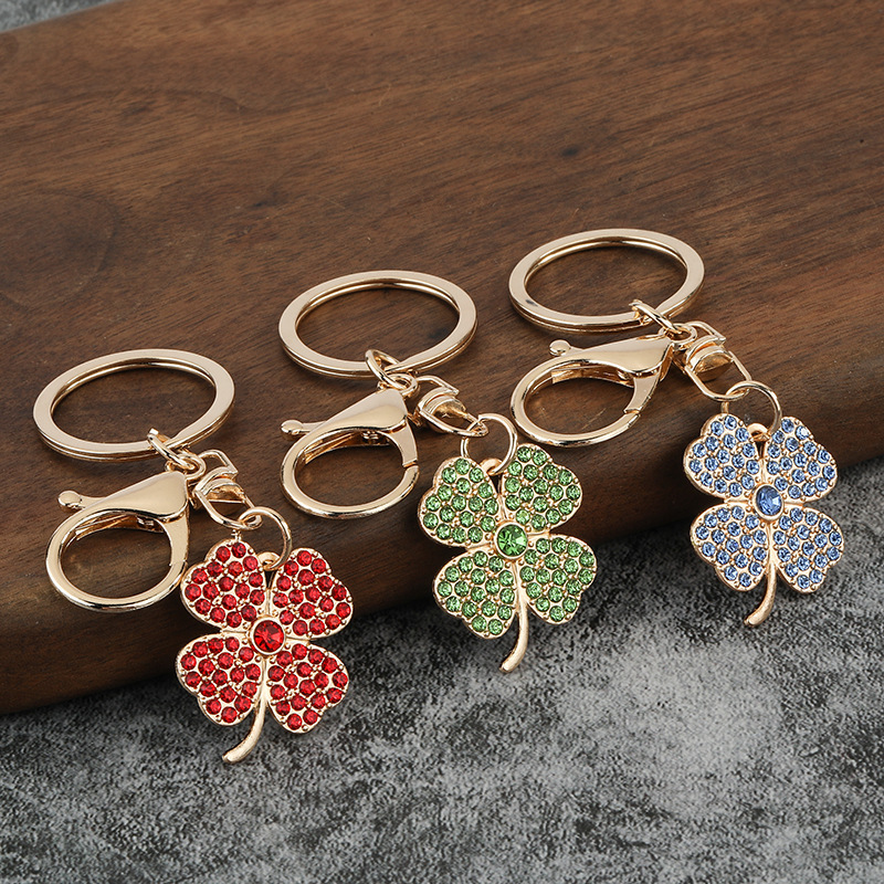 Cross-Border Hot Selling Alloy Creative Full Diamond Four-Leaf Clover Keychain Pendant Fashion Bag Pendant Accessories Keychain