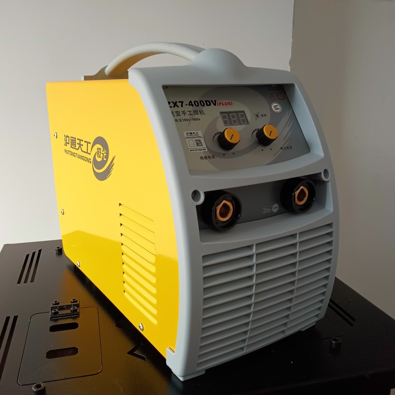 沪通天工电焊机极光系列ZX7-400DV大体双电压电焊机