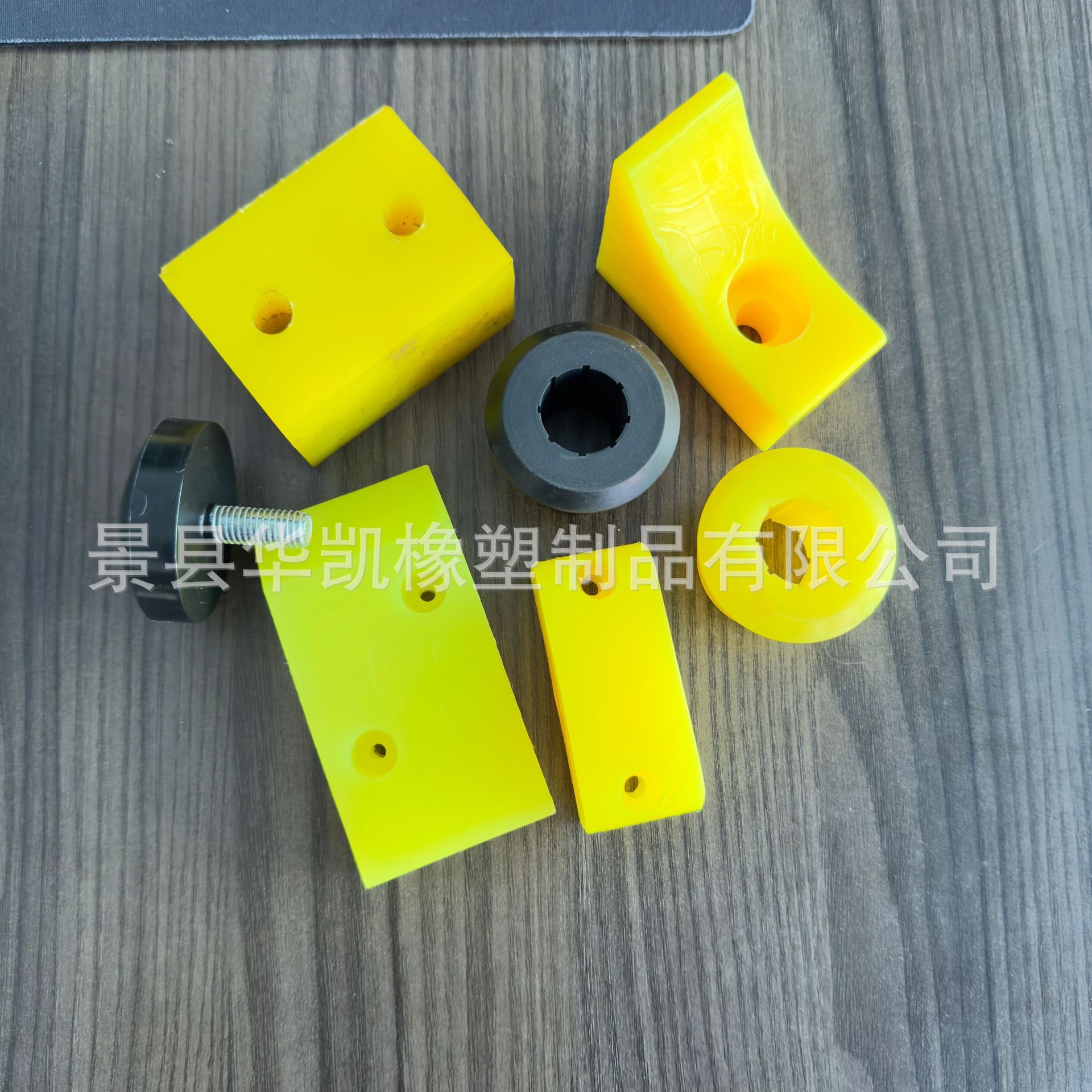 优力胶异形件牛筋异形件聚氨酯异形件加工注塑浇筑模压包胶配件