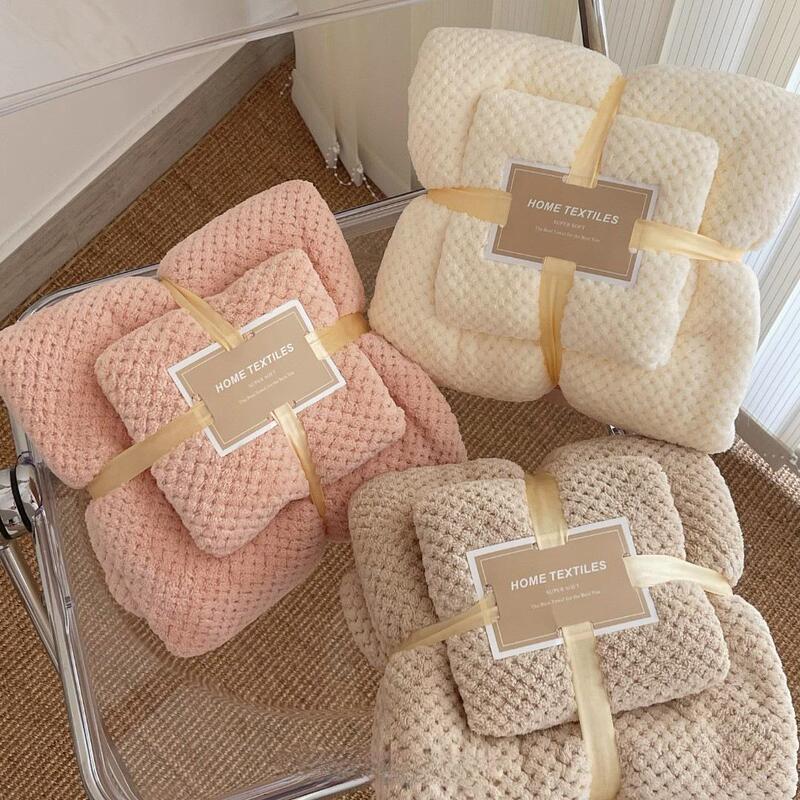 Coral Velvet Towel Three-Piece Set, Absorbent, Thickened Bath Towel, Hair Drying Cap, Soft and Comfortable for Bathing, Quick-Drying, Non-Shedding, Wholesale