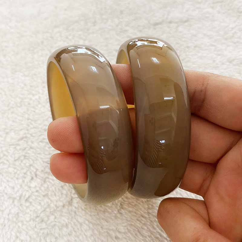 男女通用の牛の角の広い面の腕輪のファッション的な民族の風の手のアクセサリの古風な漢服は丸いブレスレットを飾ります。|undefined