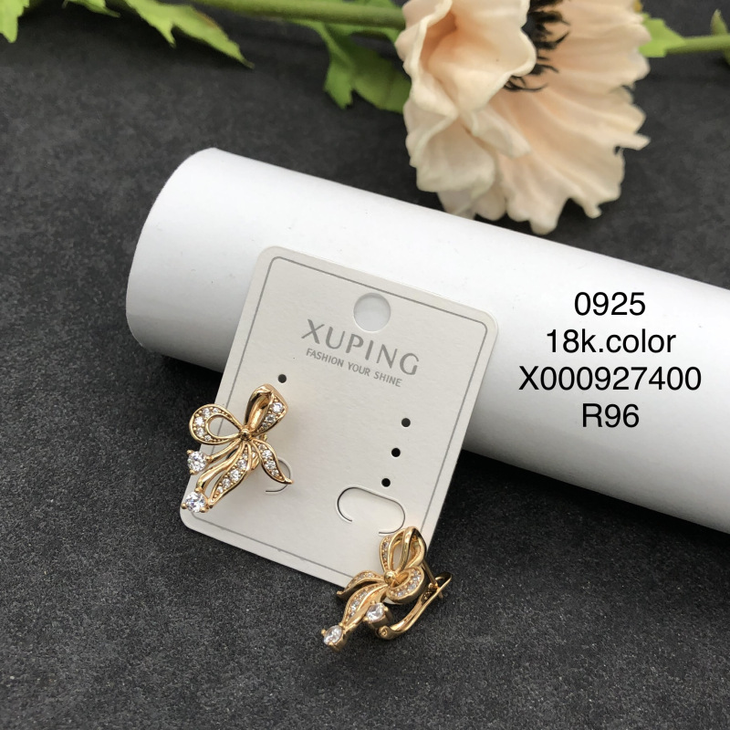 Pendientes de Aro con Zirconia de Aleación de Cobre Bañado en Oro de 18K