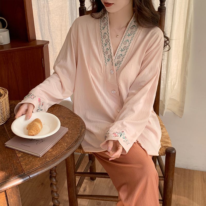 Al por mayor transfronterizo primavera y otoño nuevo cardián espuma monje cuello ropa de casa pijamas mujeres con cojín de pecho