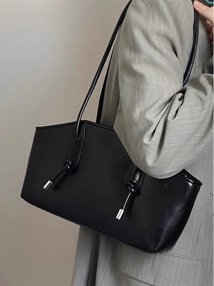 Square Shape Women's Medium Pu Leather Solid Color Classic Style Streetwear Square Zipper Underarm Bag