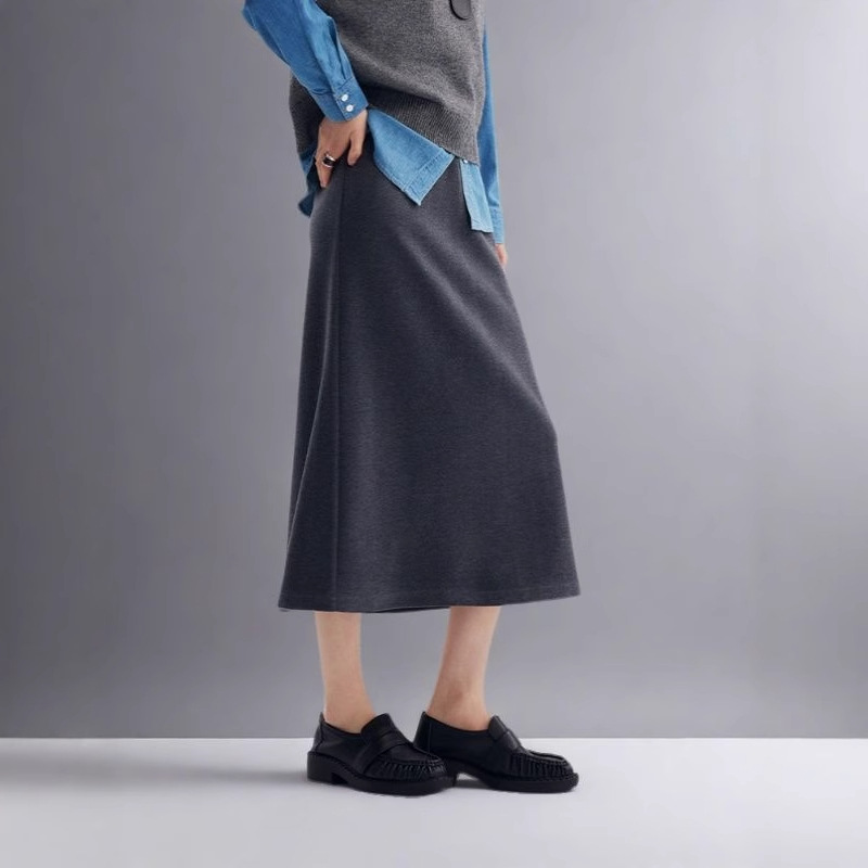 Cashmere demi-season elegant skirt