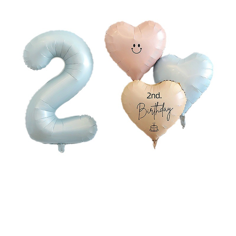 Grandi palloncini blu a forma di numero per decorazioni e sfondo per la festa del primo compleanno di bambini e bambine._voghion.com