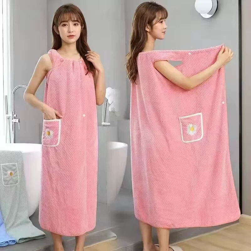 Коралловое бархатное осеннее платье?