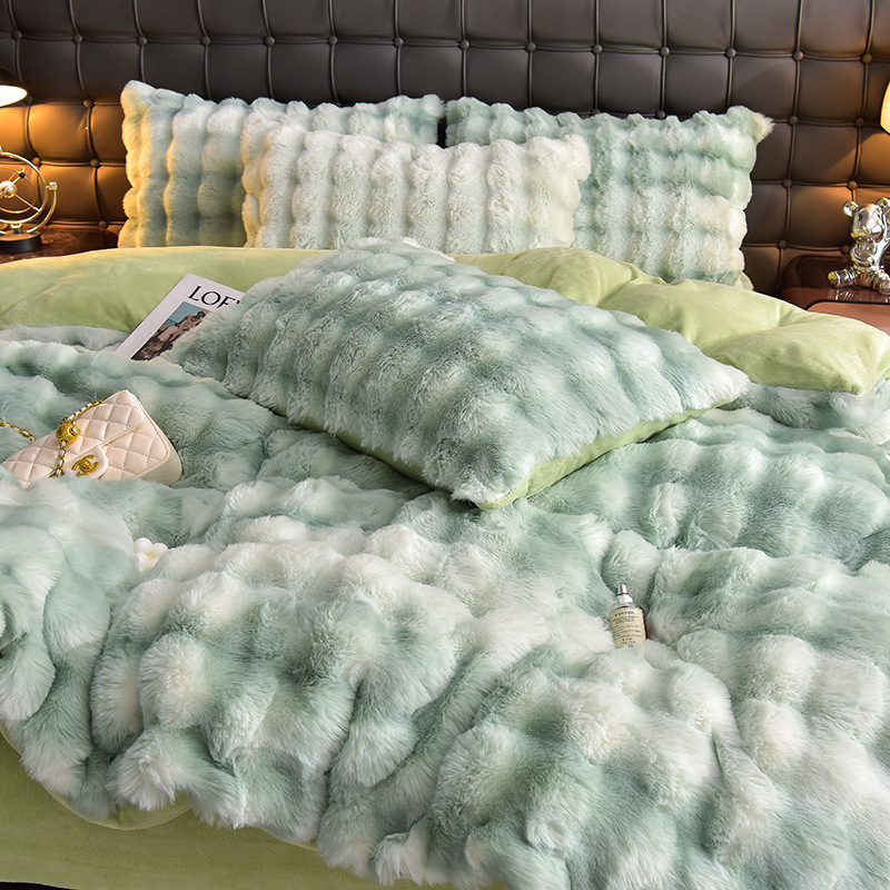 컬러풀한 그린 밀크 벨벳 버블 프린트 그린