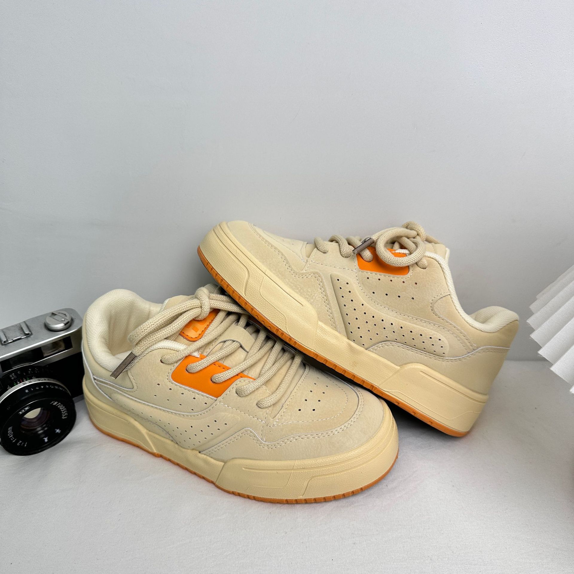 Zapatos de skate de tendencia de suela gruesa de onda lejana para niños estudiantes 2025 primavera zapatos de lona deportivos de lengua gruesa zapatos de mujer de todo fósforo image 7