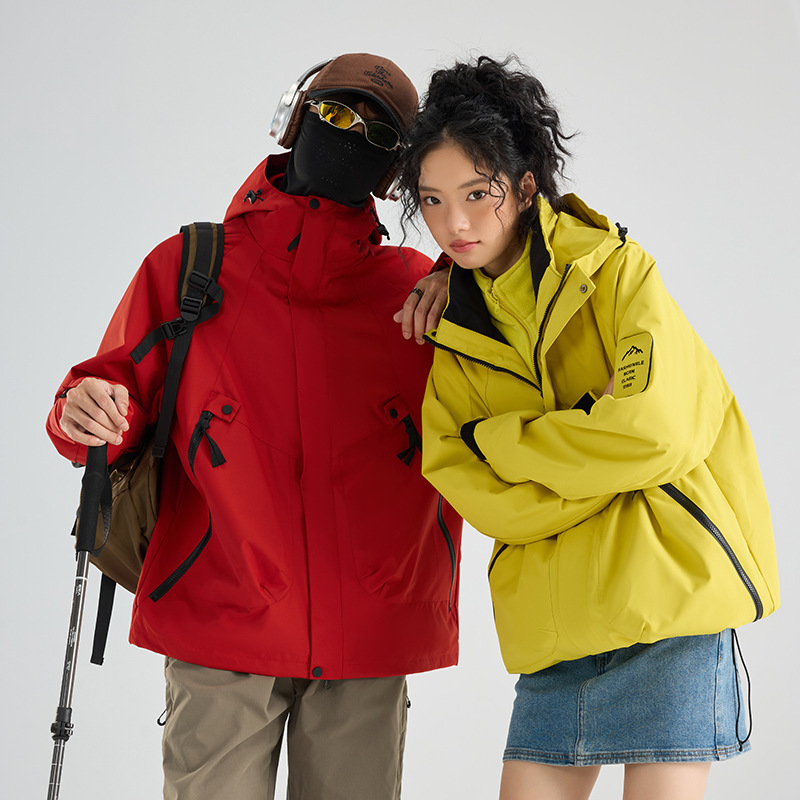 2025 New Model Three-In-One Jacket for Men and Women, Windproof and Waterproof, Autumn and Winter Outdoor Mountaineering and Camping Trendy Brand Jacket