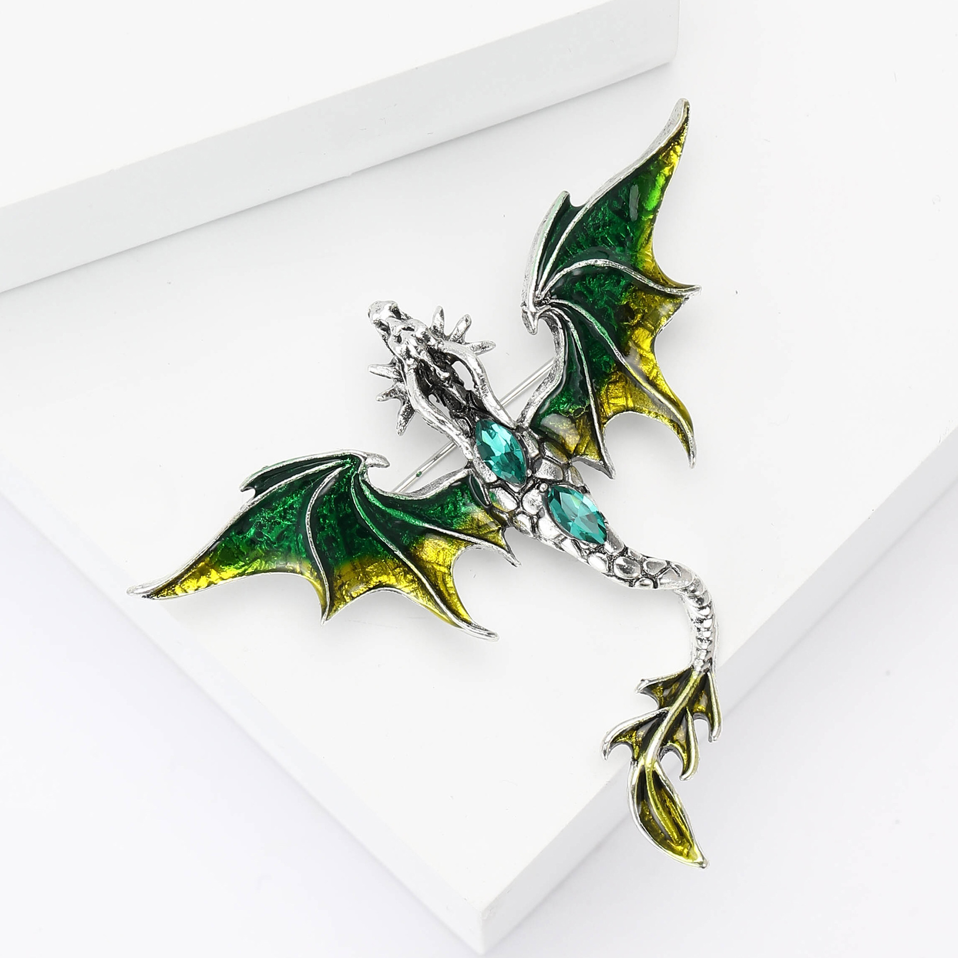 New High-End Enamel Oil-Dropping Floor-Standing Dragon Brooch, Domineering and Mighty Western Dragon Pin, Men's and Women's Coat Accessories