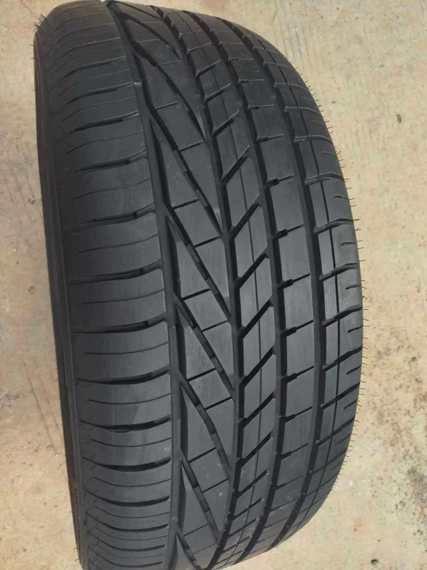 Б/у шина Goodyear 255/45R20 EXCELLENCE 101W AO Audi Rolls-Royce Ghost