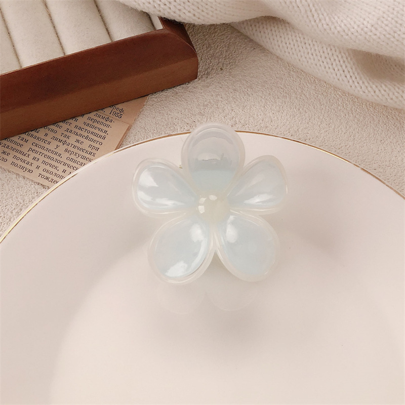 Advanced Sense Small Flower Agarre Female Cream Jelly Colisión Horquilla Horquilla Horquilla Tocado en la parte posterior de la cabeza