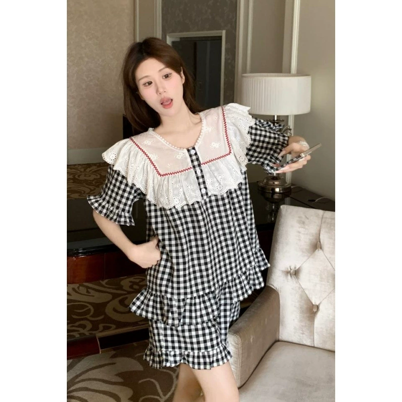 Cute fresh breathable shorts, trousers, pijama, Korean style, loose fit, with short sleeve