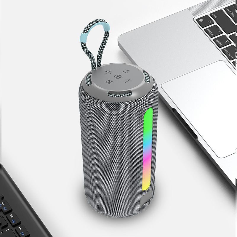 新しいbluetoothスピーカー屋外防水ポータブルカード無線スピーカーUSBインターフェイス脈動ミニスピーカープレゼント|undefined