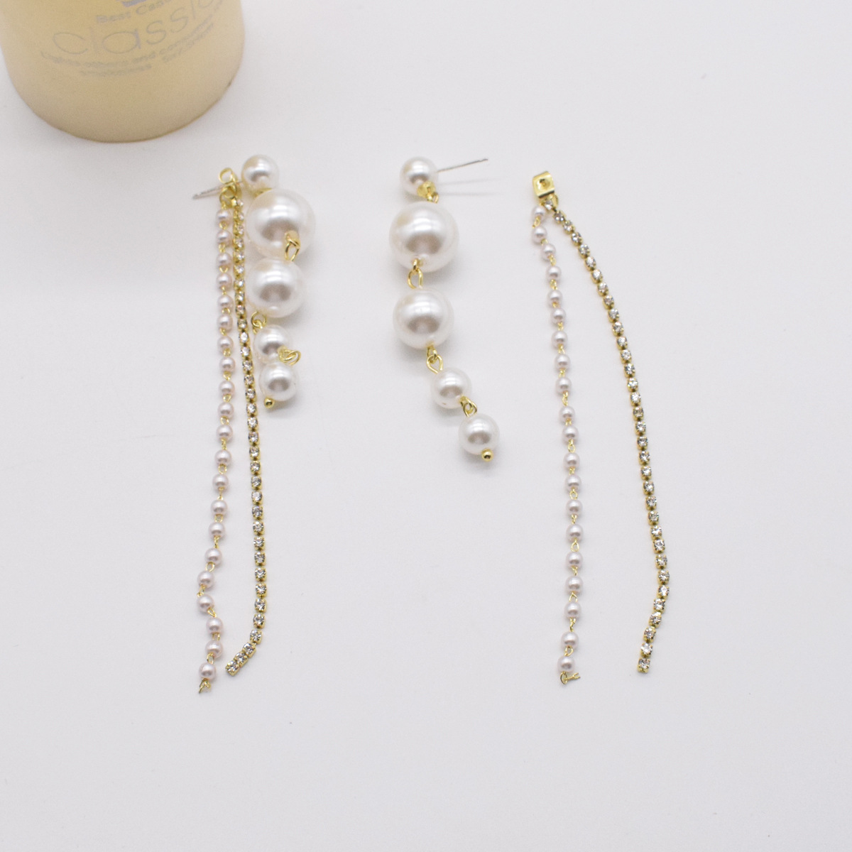 Korean Style Diamond Tassel Pearl Long Earrings display picture 4