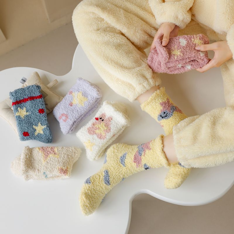 Coral Fleece Socks for Women, Autumn and Winter Thickened Plush Home Floor Maternity Warm Sleep Cute Plush Mid-Calf Socks Coral Fleece Socks for Women, Autumn and Winter Thickened Plush Home Floor Maternity Warm Sleep Cute Plush Mid-Calf Socks