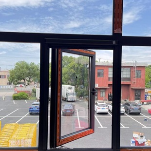 70�����X�Ͻ�ƽ�_�����M�ϴ������i�c���o