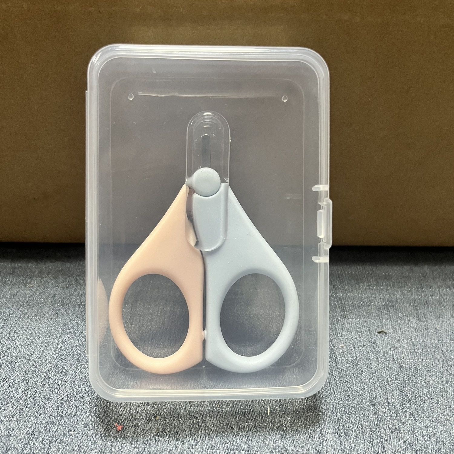 Special tool for vitamin AD drops, D3 capsule cutter, baby nail clippers, safe and anti-pinch baby clippers