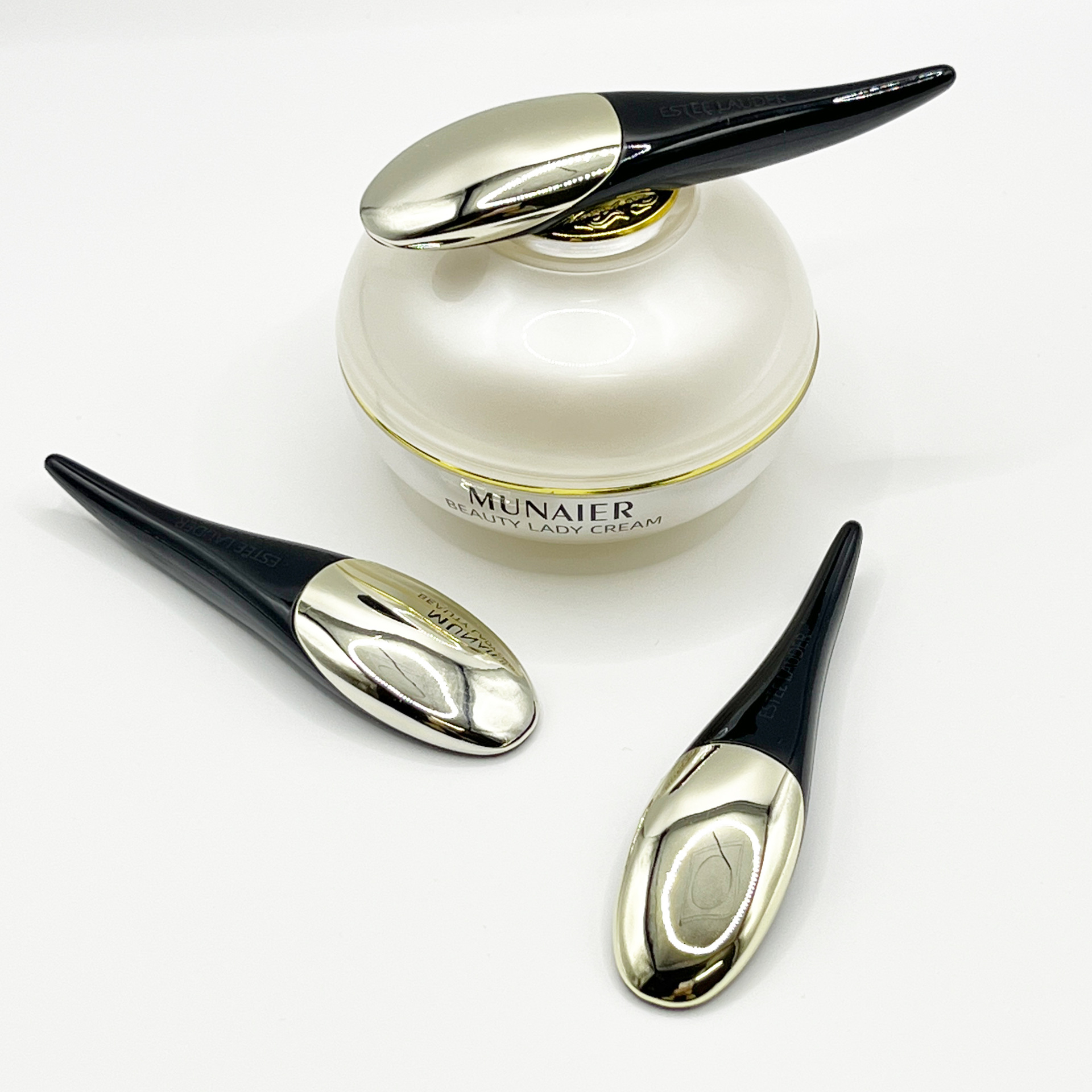 블랙 골드 아이 크림 스쿠프