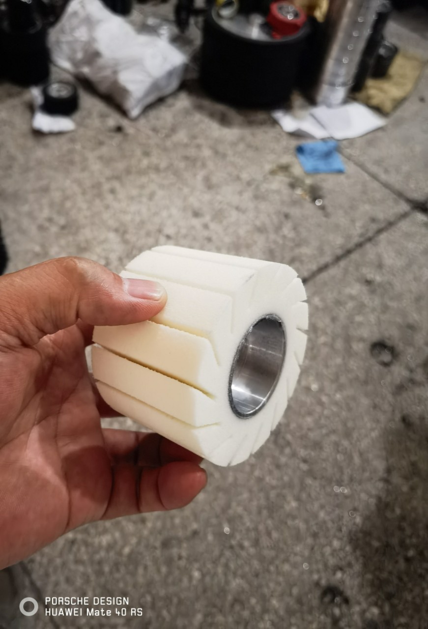 超级发泡轮，NDI，Vulkollan® 机器人打磨专用