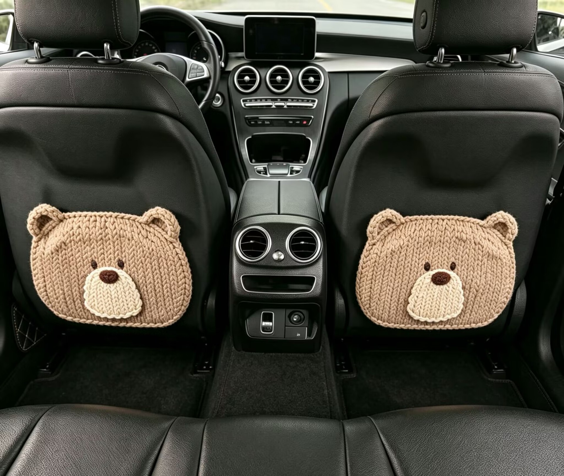 Car Rear Seat Anti-Kick Pad with 3D Texture Effect, Knitted Bear Design, Children's Anti-Dirt Protective Pad, Seat Back Protection Pad