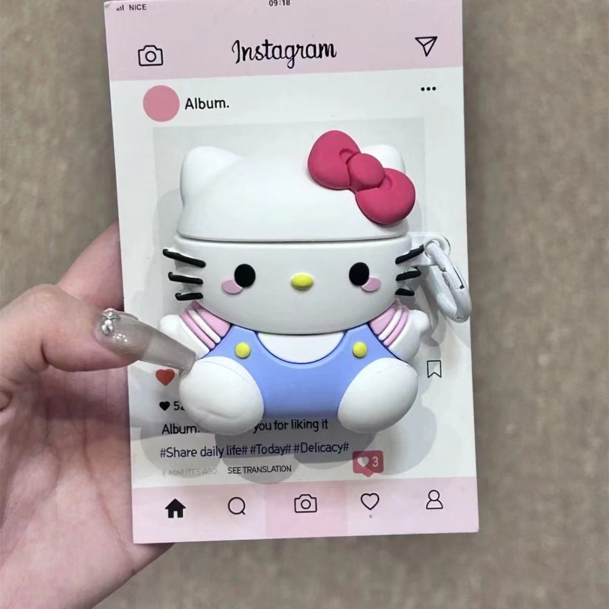 Sit and stand kt cat + pendant