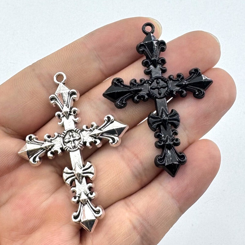 Vintage Alloy Cross Pendant Personalized Retro Punk Hip Hop DIY Pendant Necklace Keychain Accessories