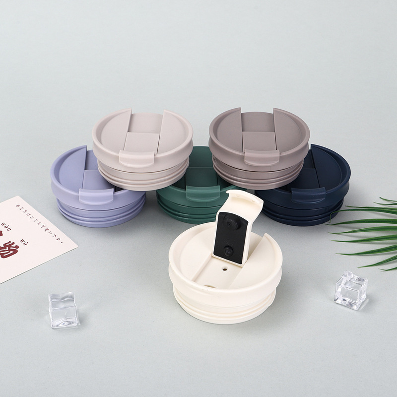 シンプルでクリエイティブなアイスバーカップ蓋、密閉漏れ防止プラスチックフリップ蓋、車用ポータブルカーカップストロー蓋卸売|undefined