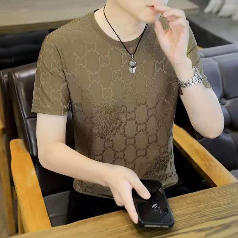 Joven seda de hielo nueva moda camiseta de base de manga corta tendencia de verano delgada camiseta de cuello redondo camiseta de manga corta guapo hombre camiseta
