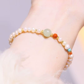 手链;挂饰挂件;项链