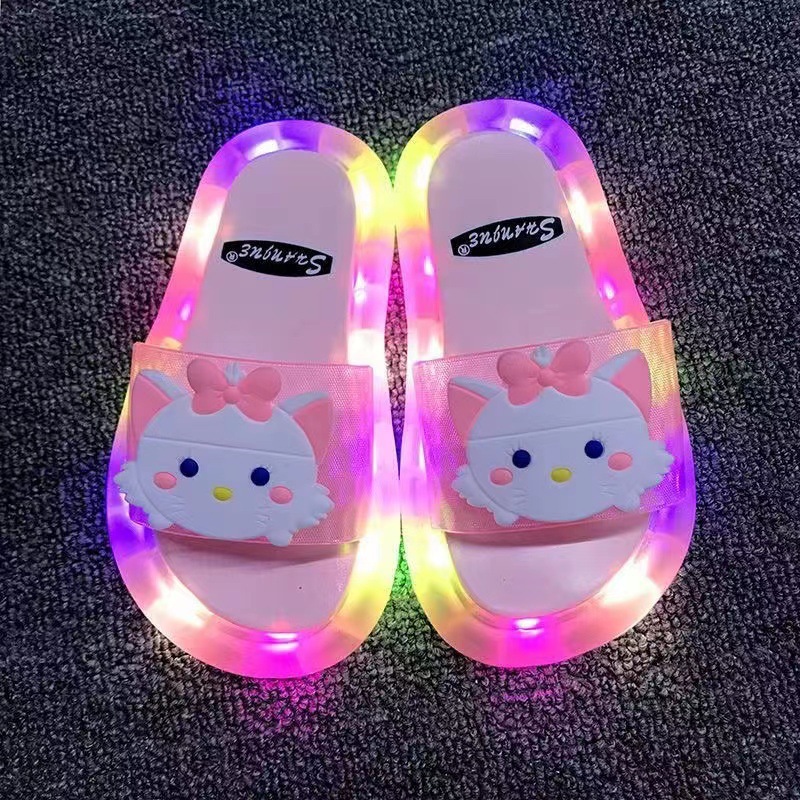 Adultos zapatillas luminosas verano adulto desgaste fresco luz intermitente fruta fresa gato lleno de luz sandalias impermeables