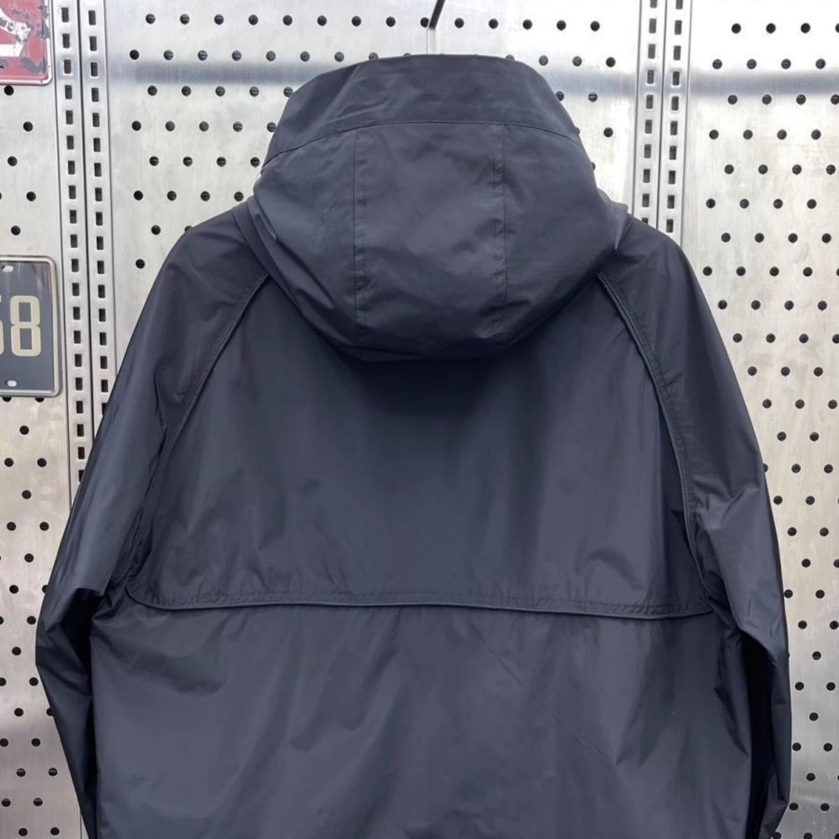 Estilo caliente otoño e invierno nuevo estilo herramientas chaqueta casual de moda con capucha para hombres chaqueta de todo fósforo de tendencia chaqueta superior