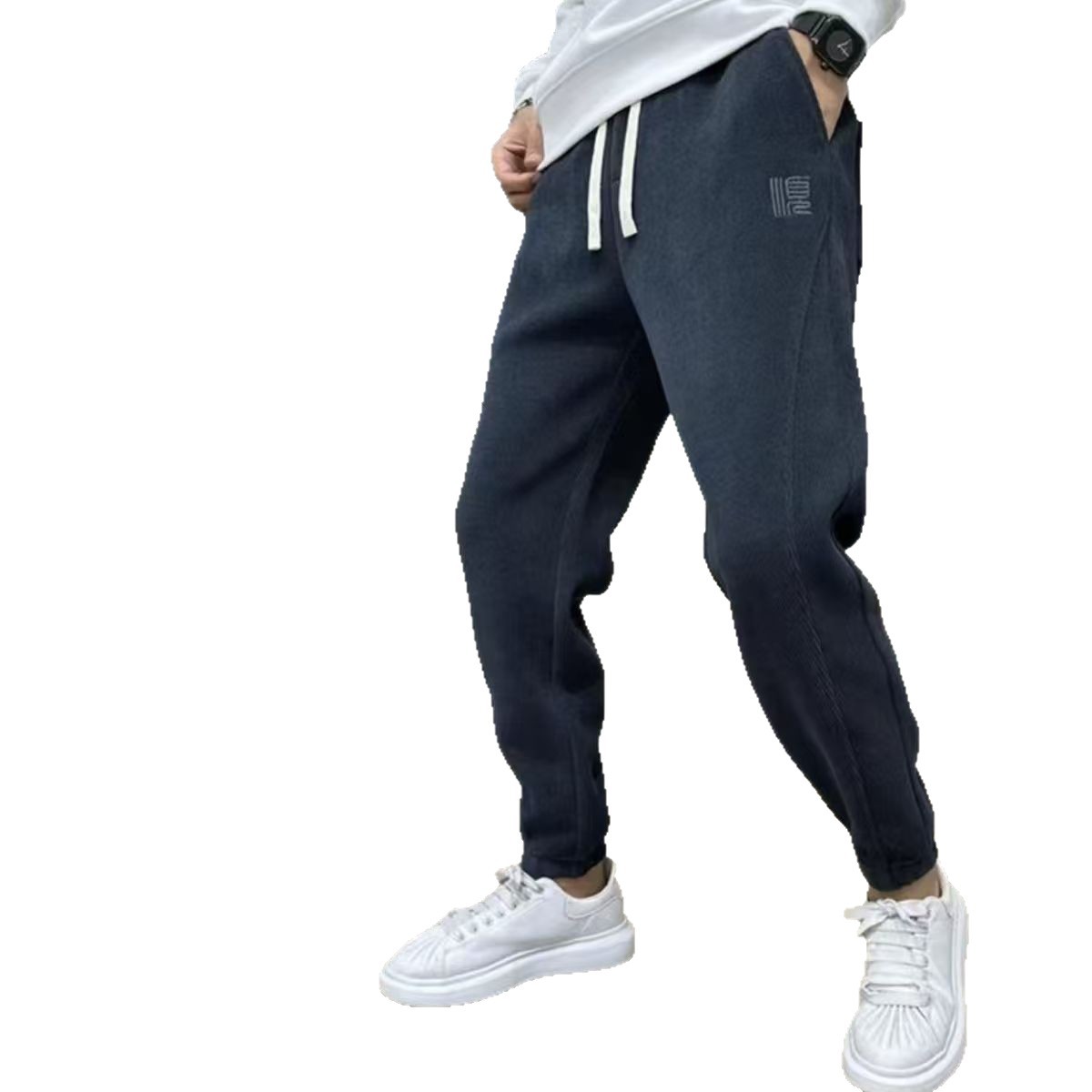 Otoño y invierno nuevos pantalones de cacho para hombres con terciopelo grueso, pantalones deportivos negros sueltos, pantalones casuales de pies con letras