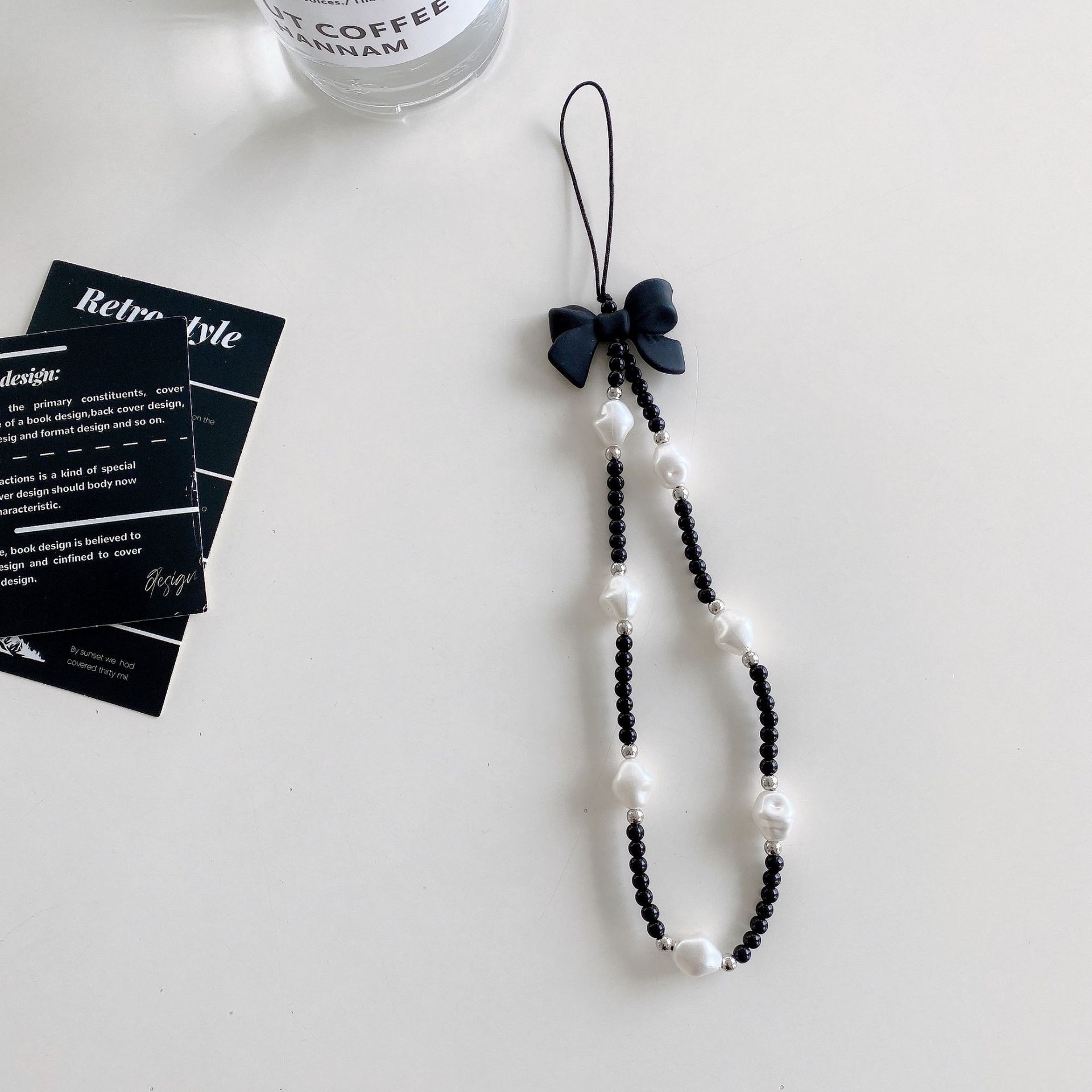 Adatto per cubo di cristallo galvanico braccialetto d'amore custodia per cellulare accessori ciondolo fiocco di perle bianche catena universale_voghion.com