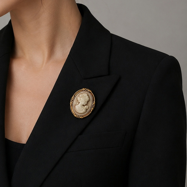 Broche camafeo vintage para mujer estilo medieval retrato_voghion.com