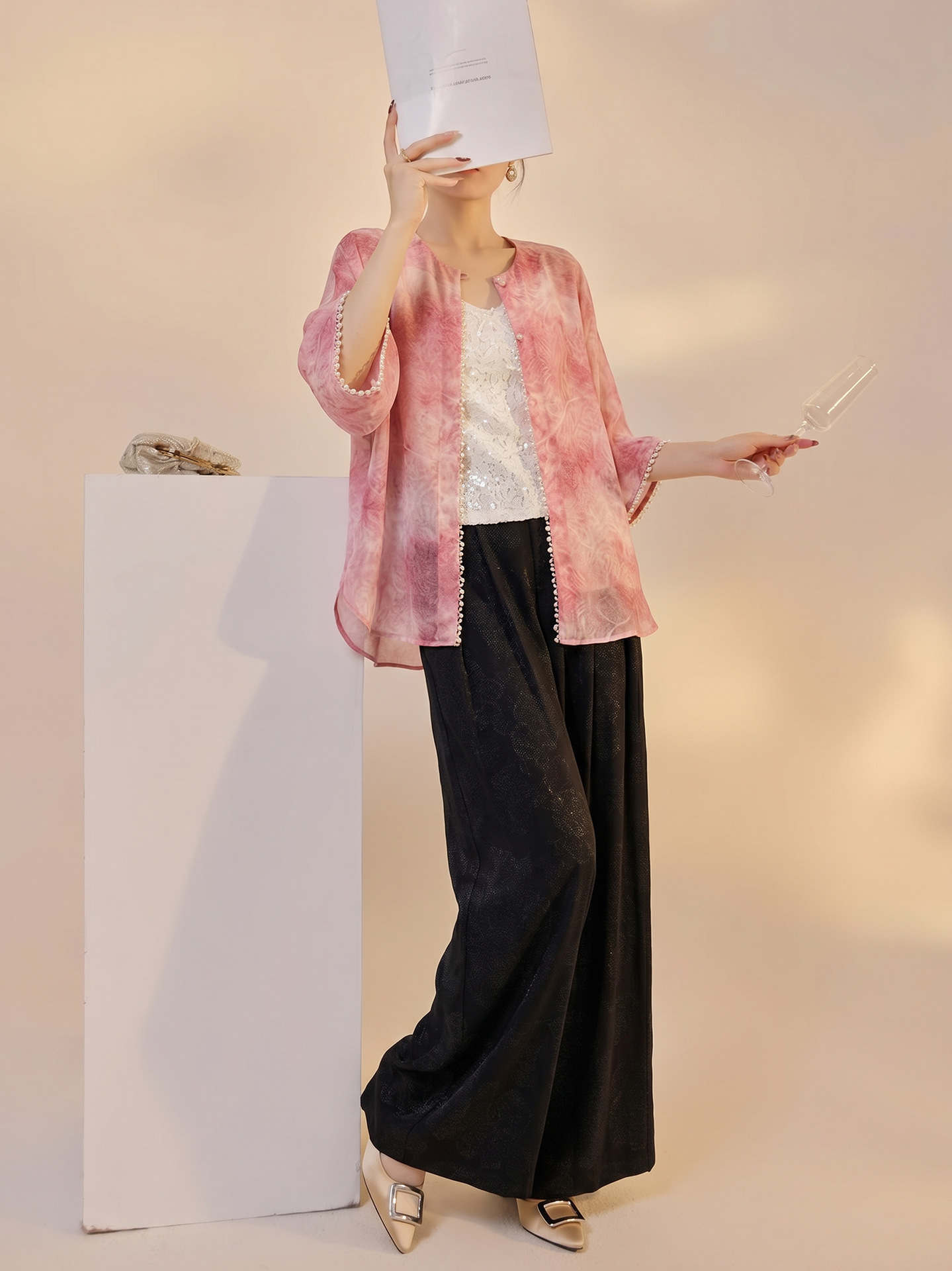 Áo cardigan mùa hè mỏng nhẹ thoáng khí, họa tiết in chống nắng đính cườm, dáng rộng — Xanh da trờicolor, Thái Đường