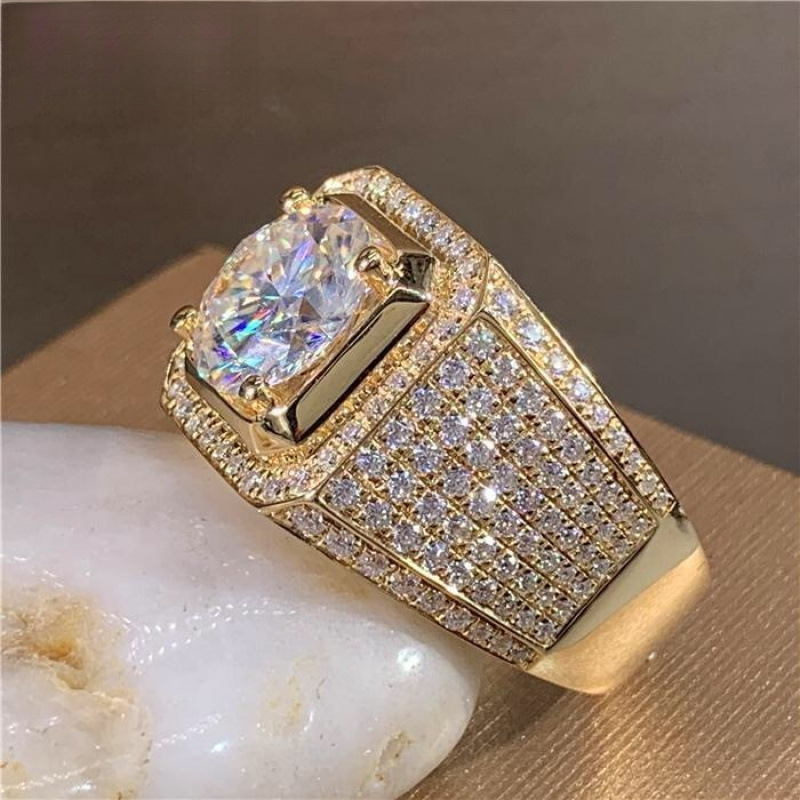 Minimalist Men's Designer Ring For Elegant Daily Wear And Occasions_voghion.com