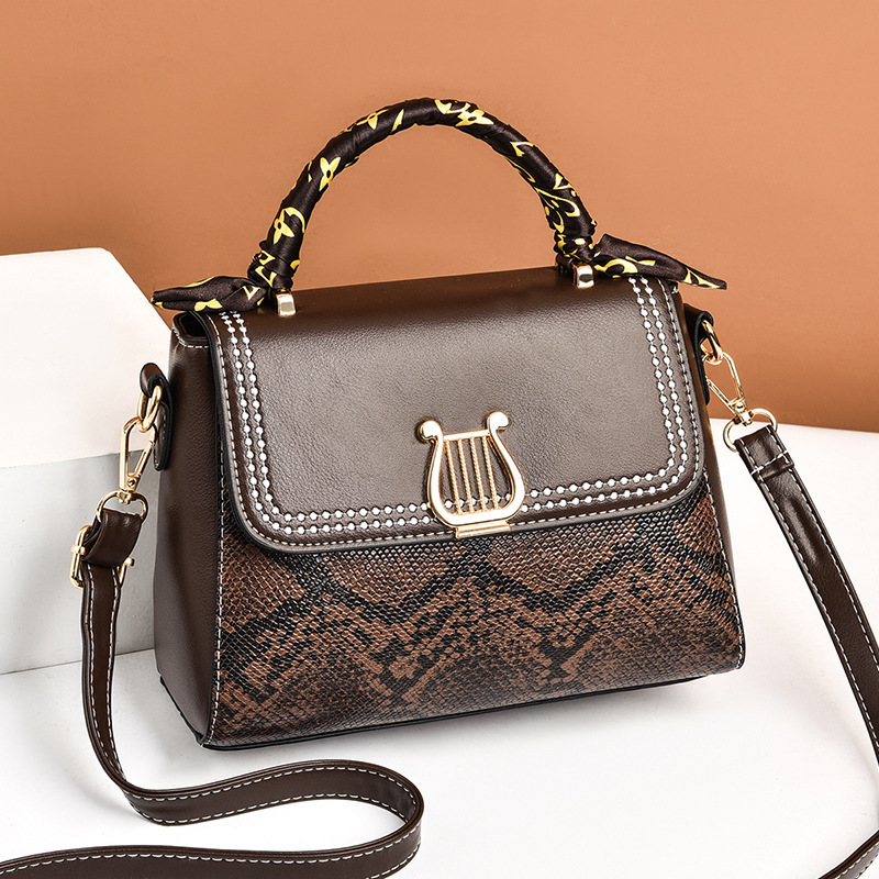 2026 nuevo estilo de lujo ligero bolso cuadrado con patrón de serpiente, bolso de damas, bolso de hombro de estilo exterior, bolso de hombro