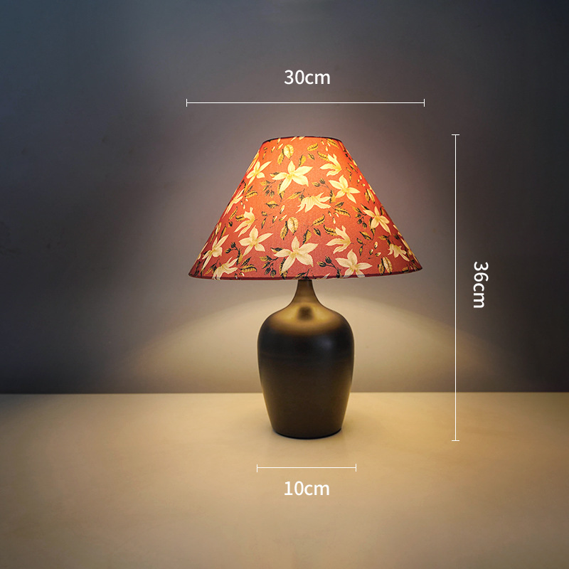 Lámpara de mesa de cabecera de dormitorio con impresión retro, lujo ligero, sensación de alta gama, decoración de lámpara de mesa nórdica, ambiente de estudio, luz de noche, habitación