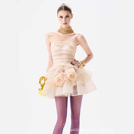 气质小香风压褶抹胸连衣裙女高级感精致贵气花朵生日宴会小礼服裙